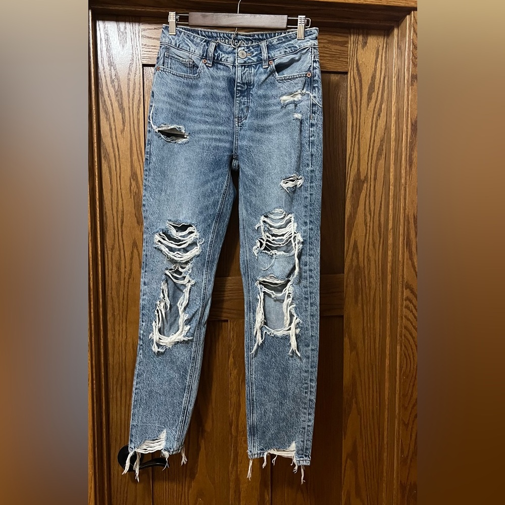 American Eagle Outfitters Ripped Blue Jeans